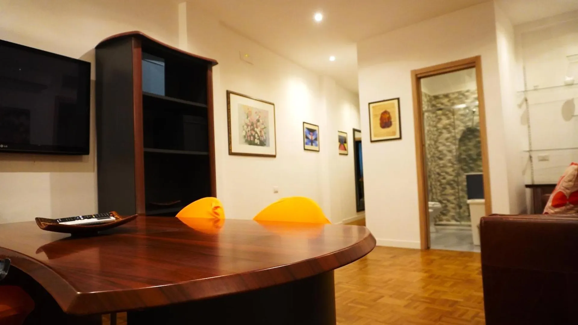 Apartment Casa Dei Fiori Colorful Apt Bari